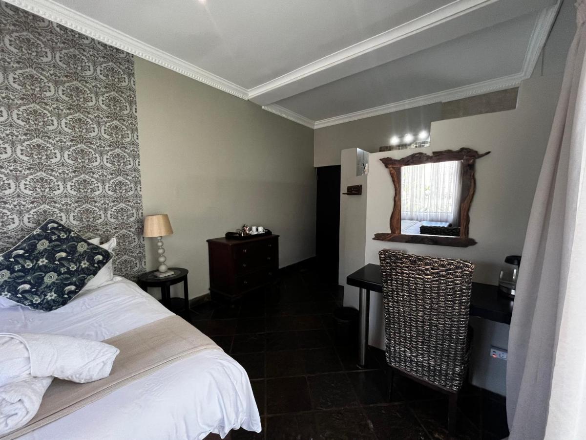 House Haven Guesthouse Port Elizabeth Buitenkant foto