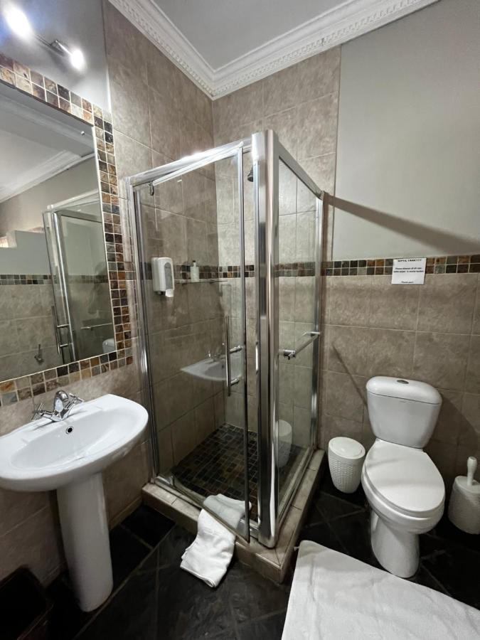 House Haven Guesthouse Port Elizabeth Buitenkant foto