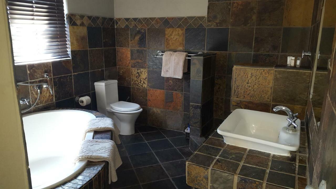 House Haven Guesthouse Port Elizabeth Buitenkant foto